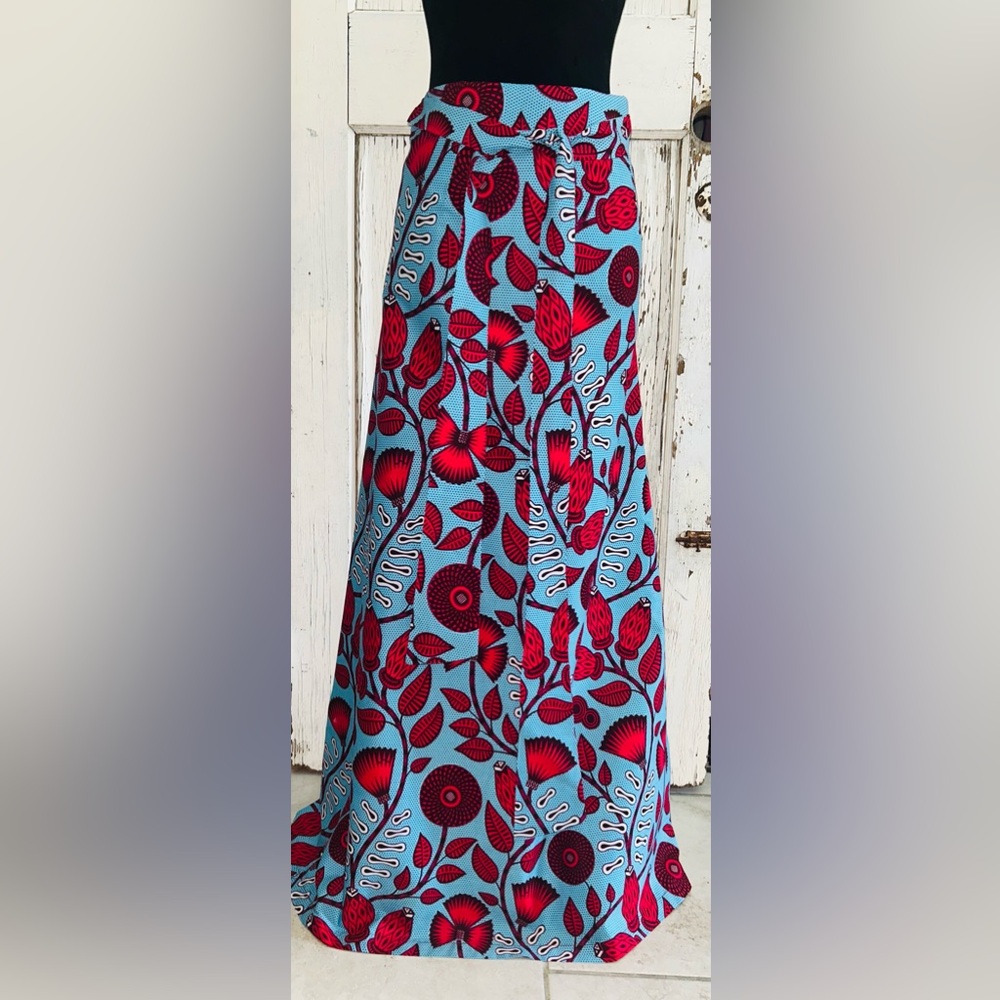 🌺💐Bohemian‎ Maxi Skirt with Stunning Colors💐🌺